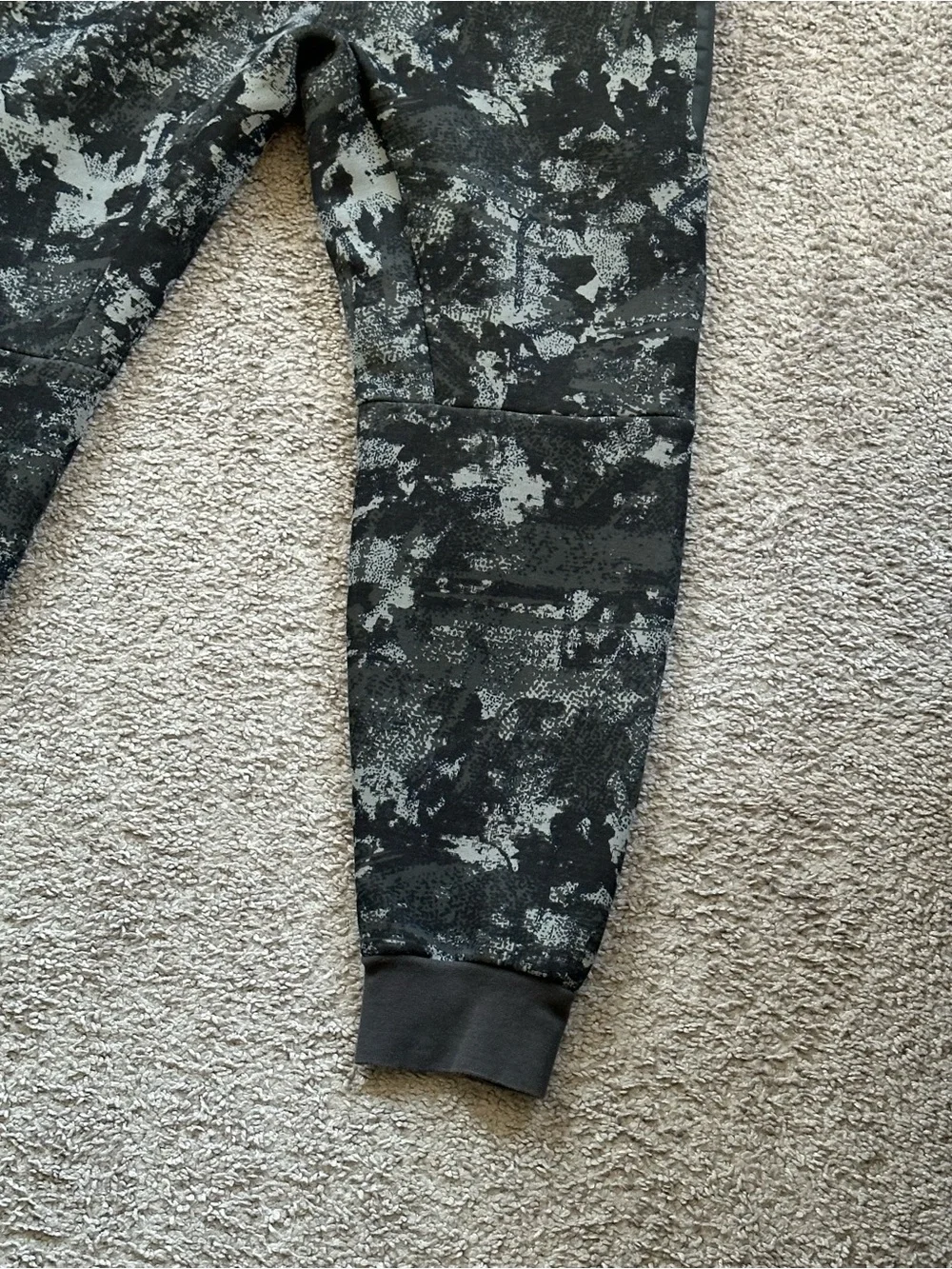 Men’s Nike tech Fleece Jogger Pants - Smoke Gray Anthracite